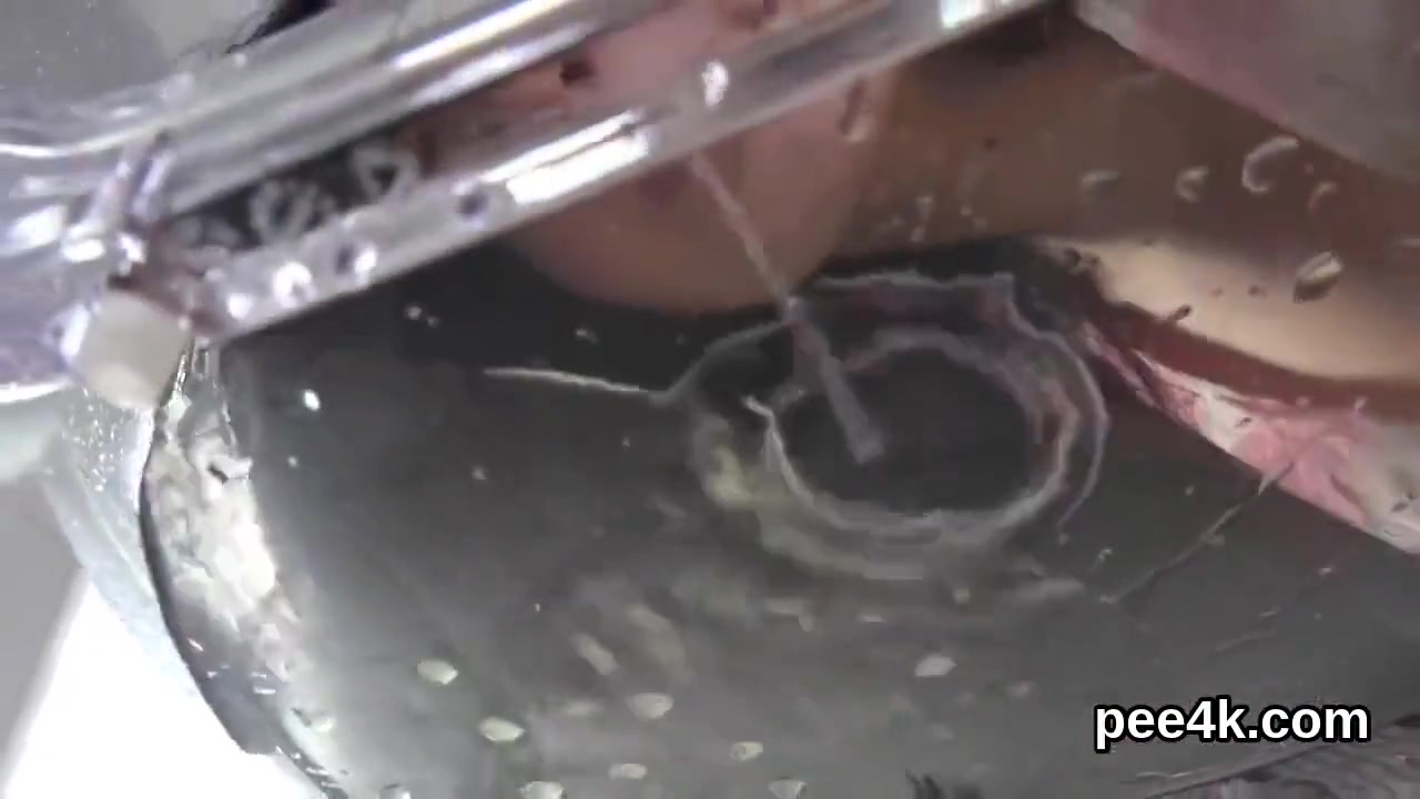 Stunning Kitten Is Pissing And Pleasing Shaven Vagina