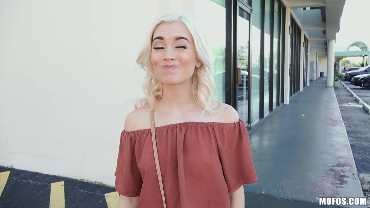 Anastasia Knight in Blonde Braceface Fucks Outdoors - PublicPickups
