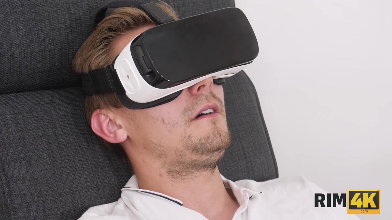 RIM4K. Girl saw man jerking off to VR porn and gave him rimming instead