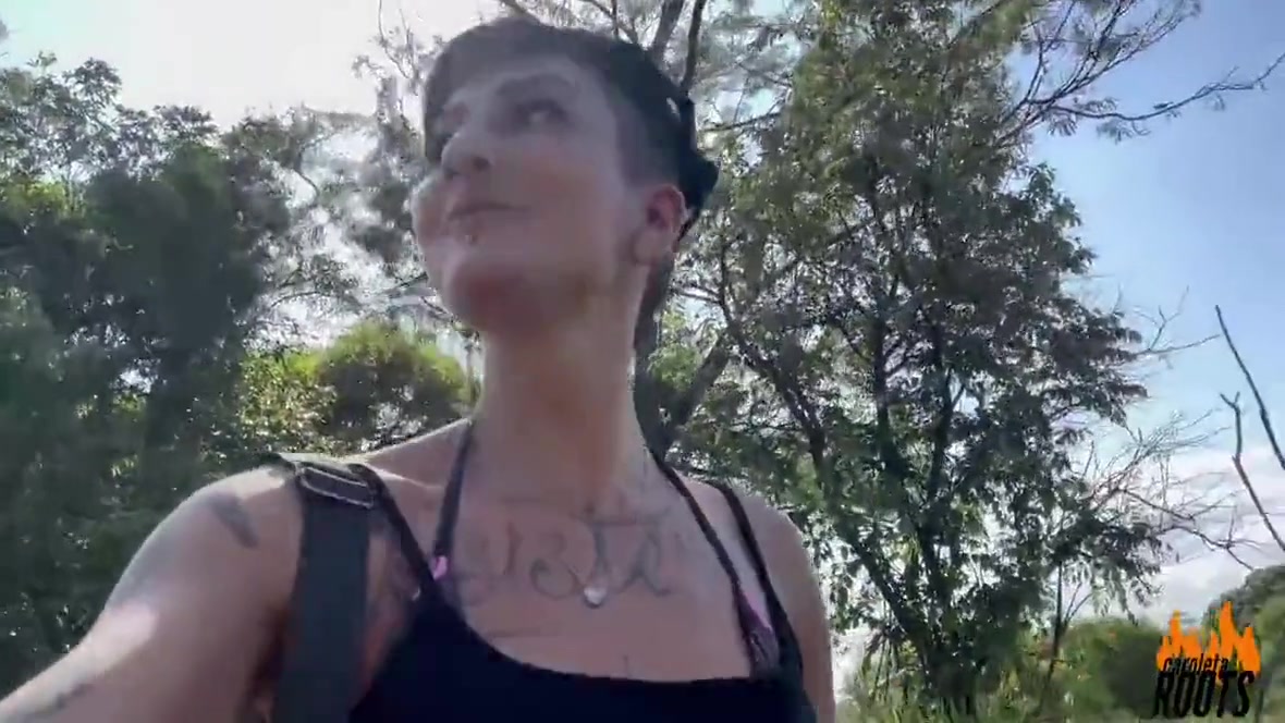 Caroleta Roots In Showing Off Naked In The Middle Of The Woods