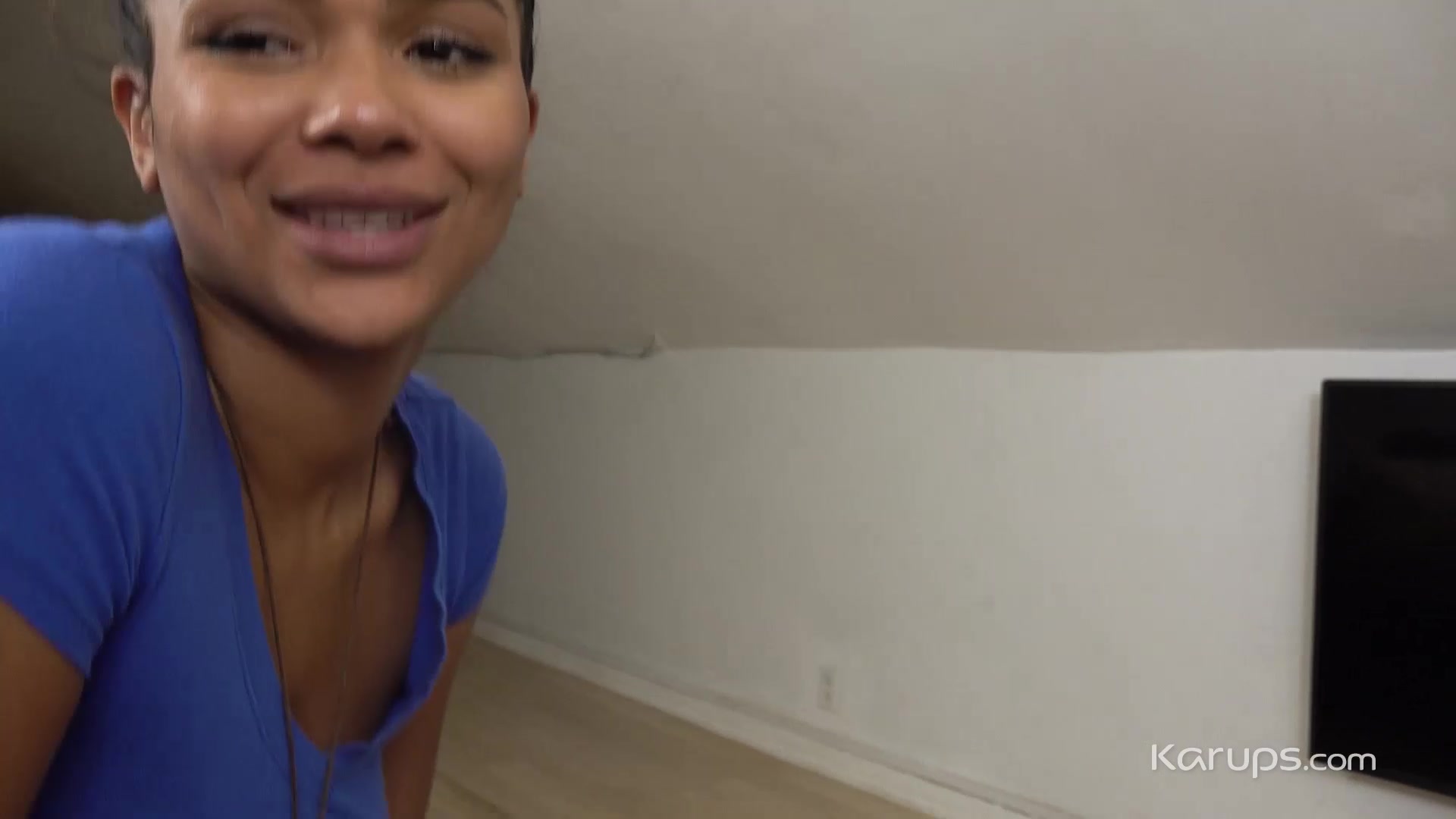 Alina Ali - Karups