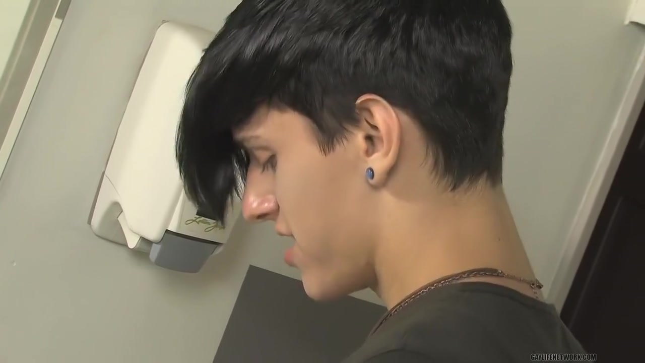 Twink Is Caught Looking At Cock In School Bathroom - Jayden Ellis And Jae Landen