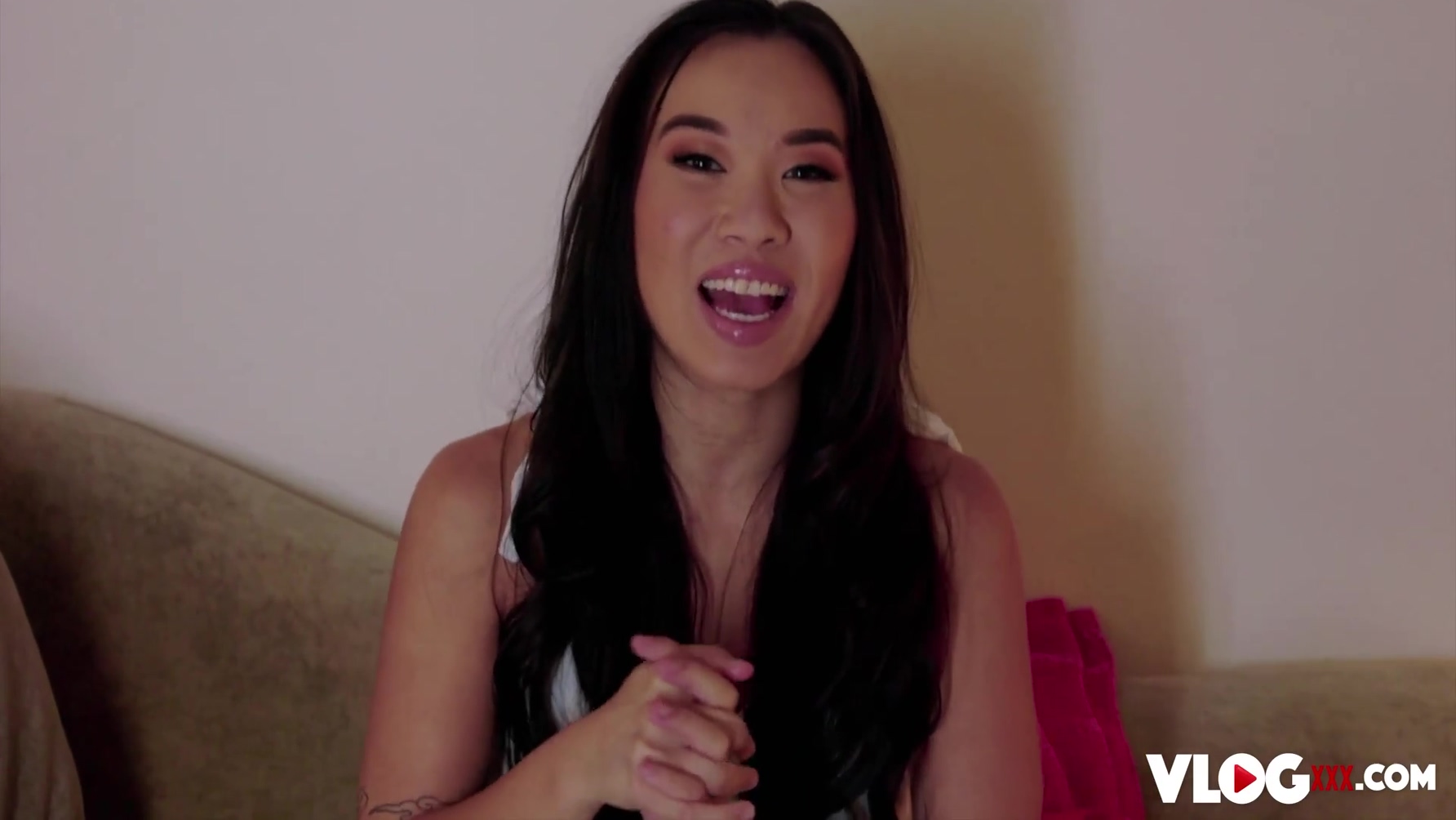 Petite Having Intense Hardcore Sex With Hung Dude With Kimmy Kimm