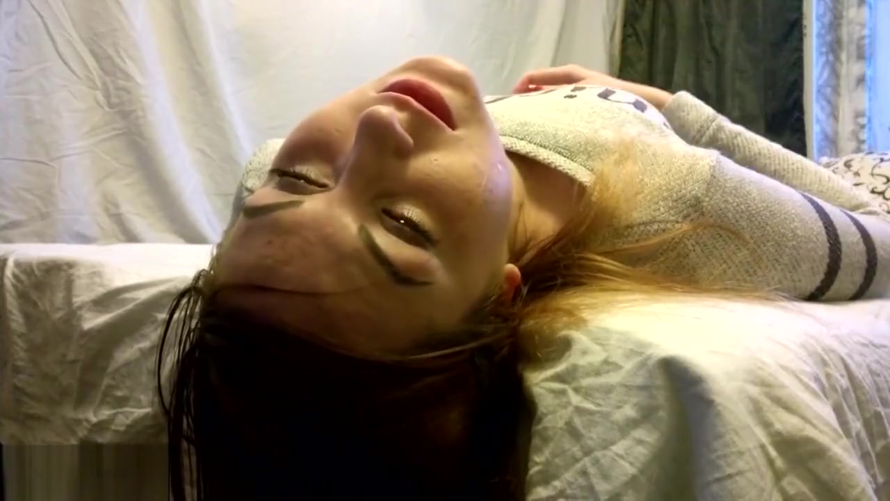 Stepsister Gets Deepthroat Mouthfuck And Huge Facial Load