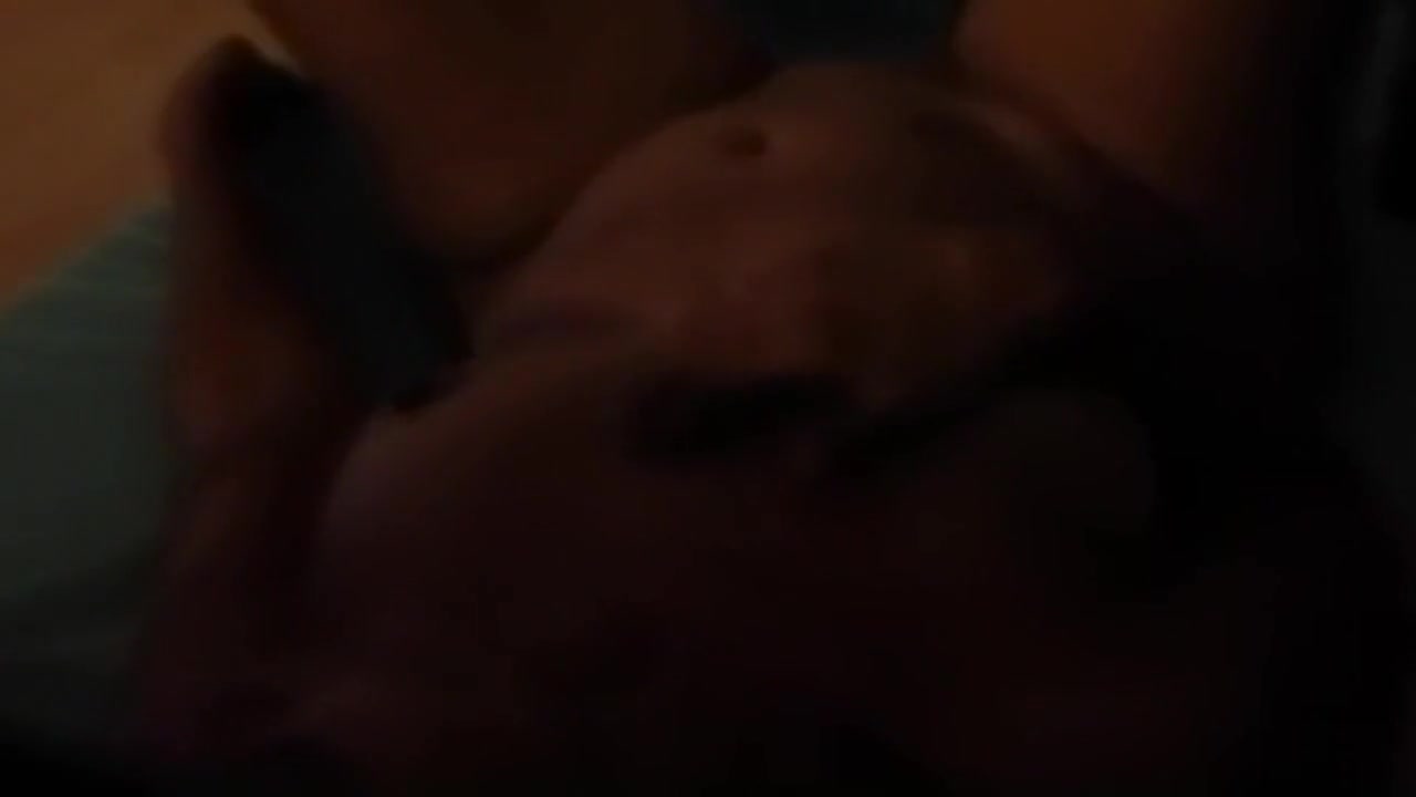Baby-sitter Beurette Surprise En Pleine Action Fini Par Se Soumettre A Se Faire Pilonner Le Cul