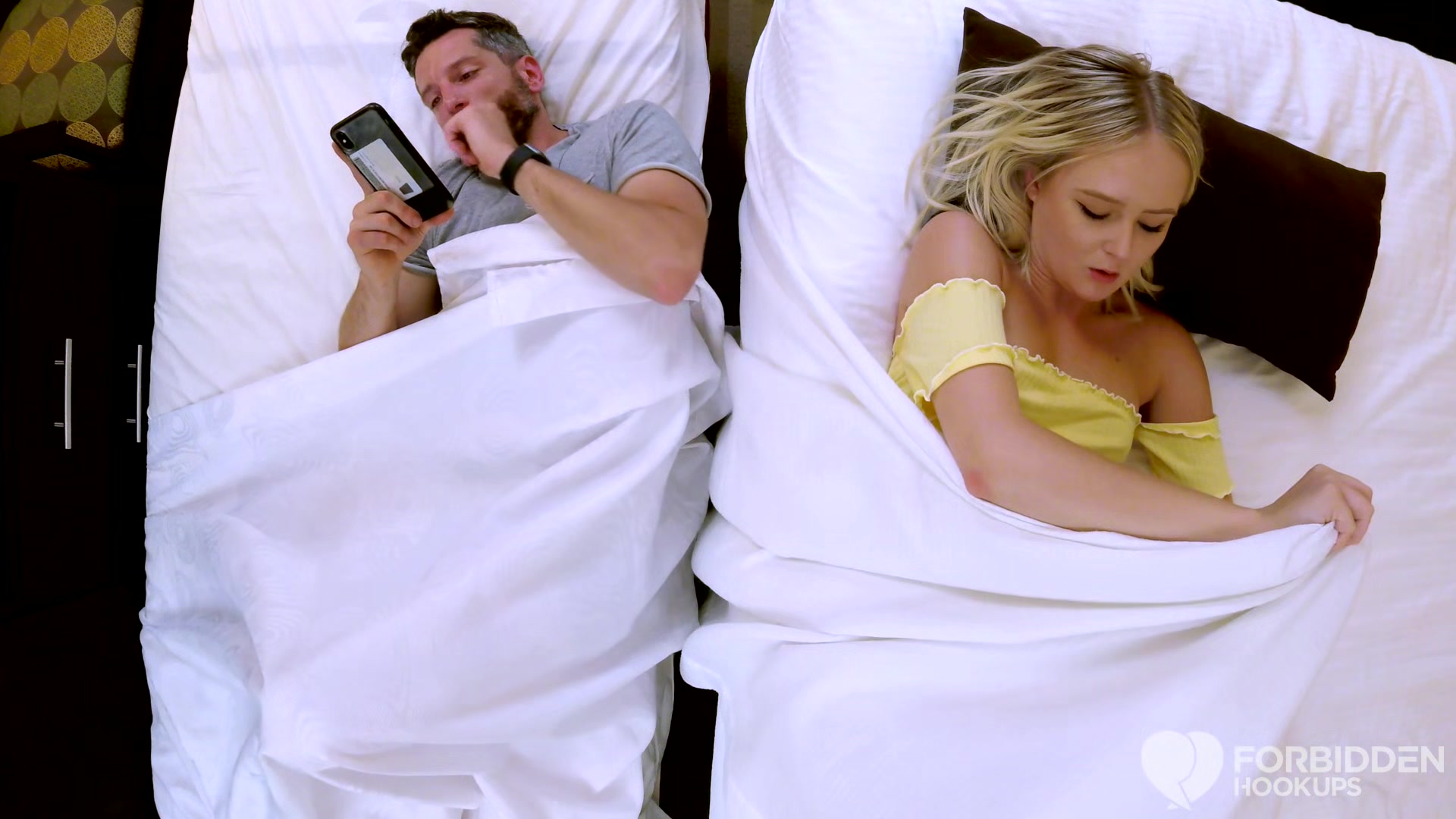 Forbidden Hookups : Bratty blonde fucks her lucky step-brother