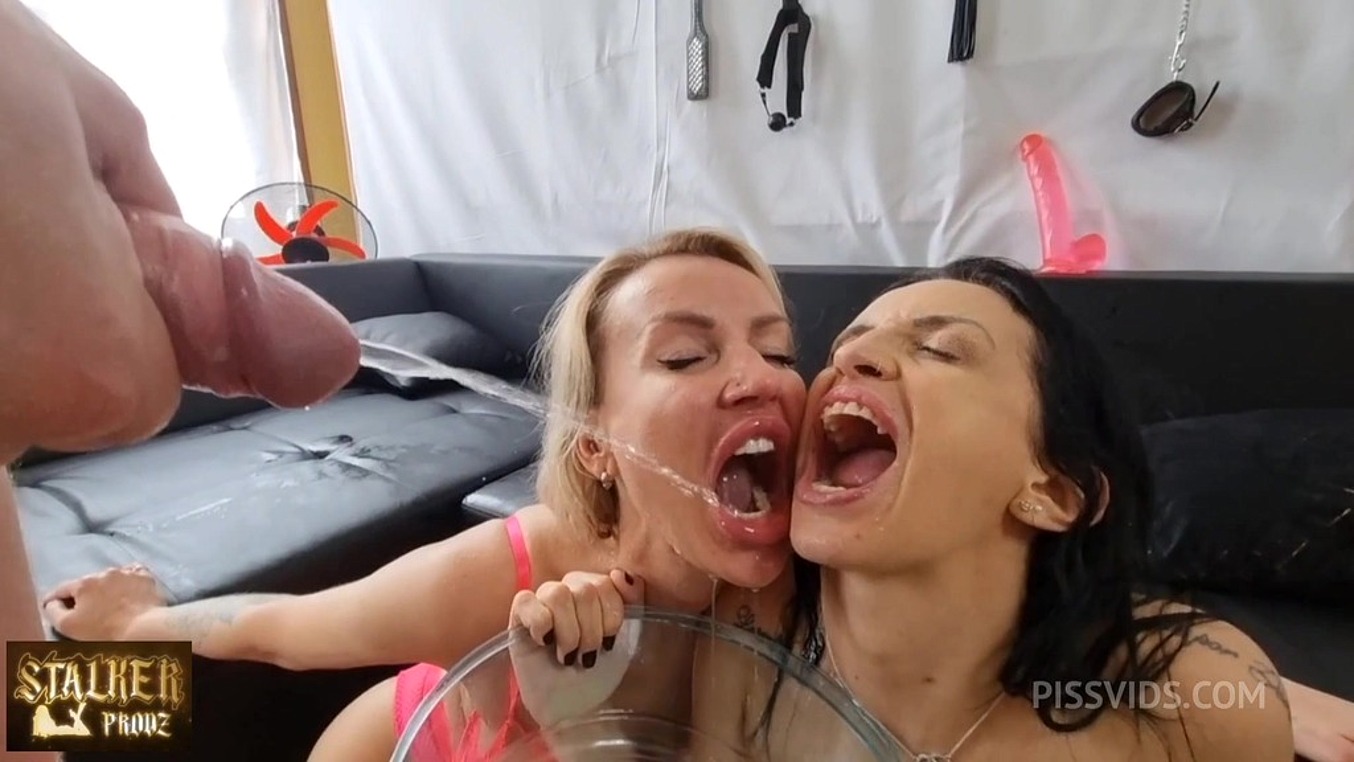Black Friday! Elen Million Vs Vitoria Vonteese Pissed In Mouth