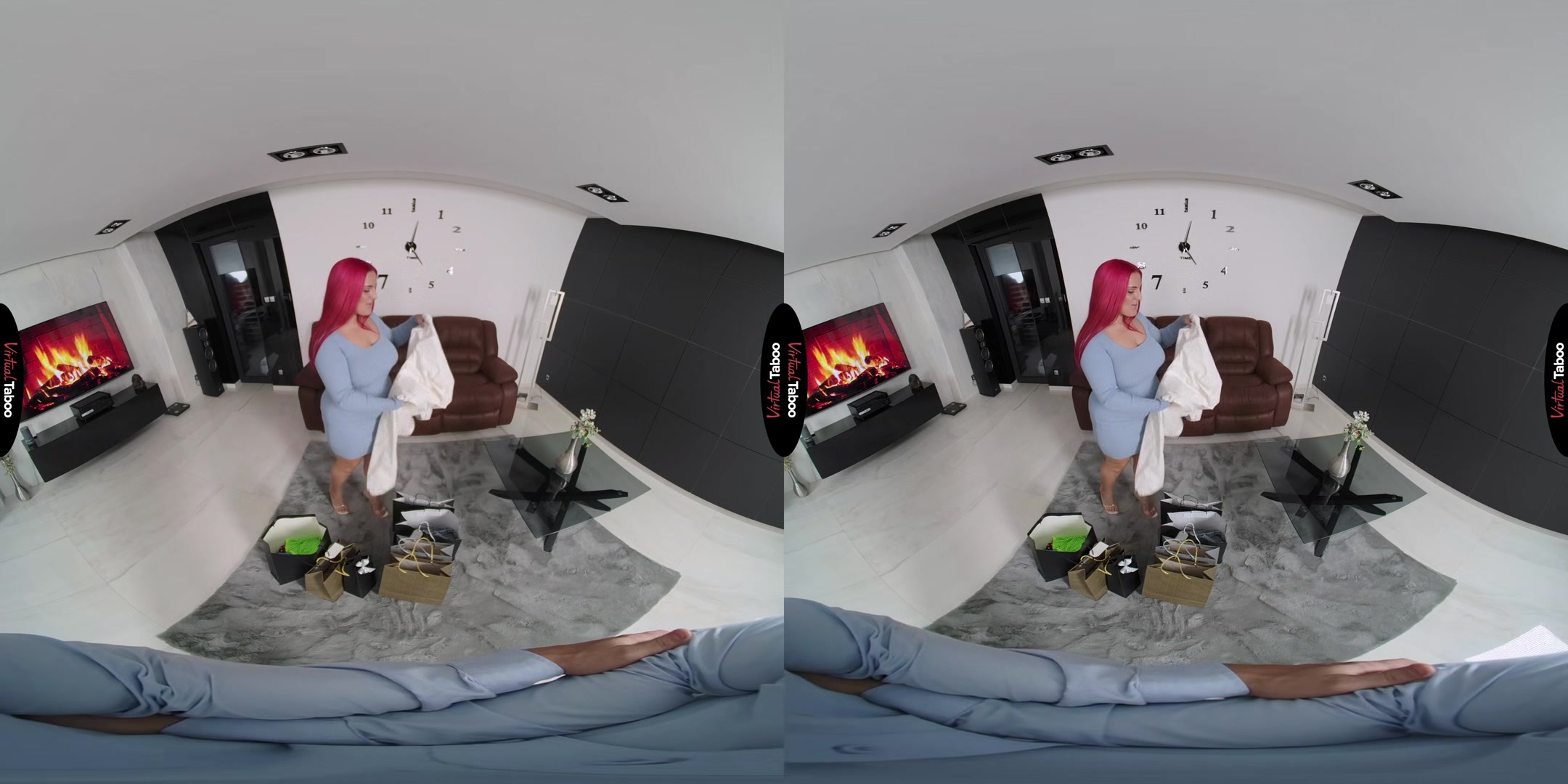 Jennifer Mendez, Olivia Stark VR Porn: Girls Love Gifts - VirtualTaboo