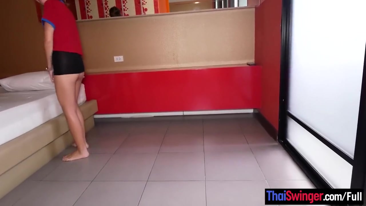 Amateur Milf From Thailand Blowjob And Doggystyle Fucking On Camera