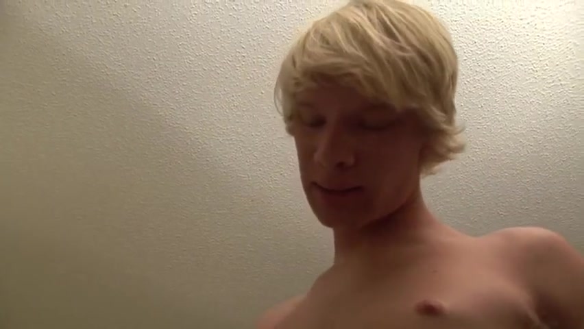 Kolton Ray Sucks Off 2 Buddies In Motel Room