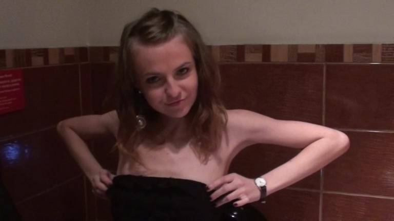 Blonde enjoys fucking