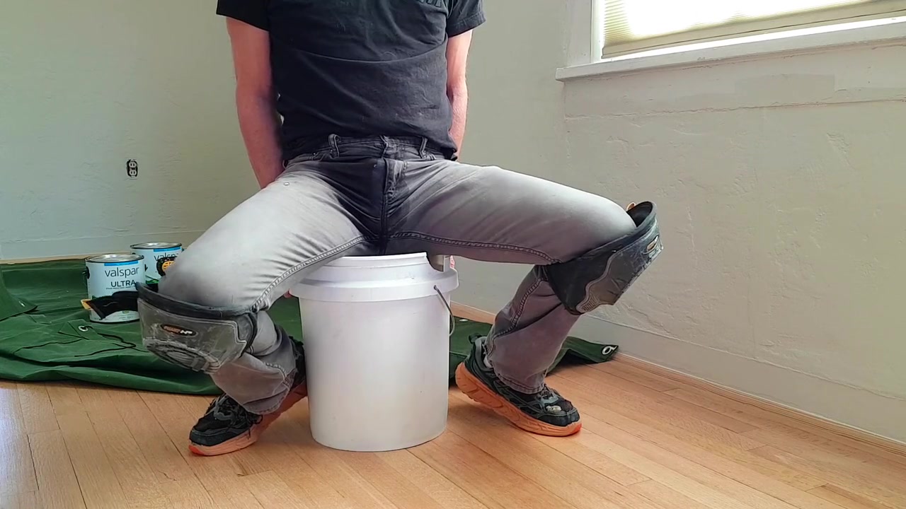 Pissing My Jeans And White Briefs 6 Times While Working = Explosive Cum