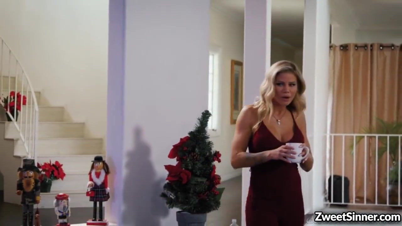 Sensual Fuck With Hot Neighbor With Jessa Rhoades