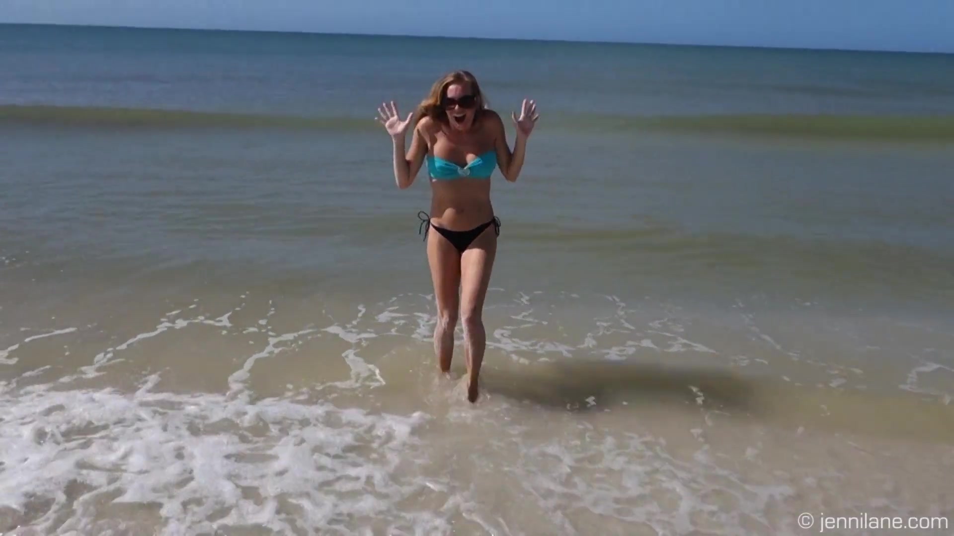 Jenni Lanes Beach Frolic - Sex Movies Featuring Jennilane