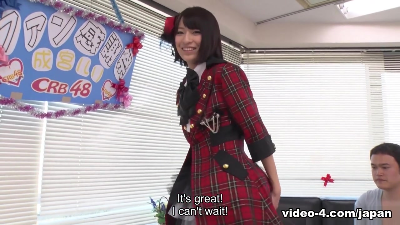 Ruri Narumiya in Ruri Narumiya invites her fans to touch and smell her ass - JapanHDV
