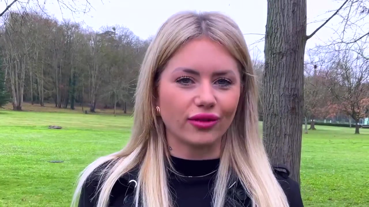 Stella, 24, cashier in Lille! - Jacquie et Michel TV
