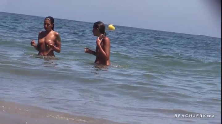 Lots of Beach Boobs - BeachJerk
