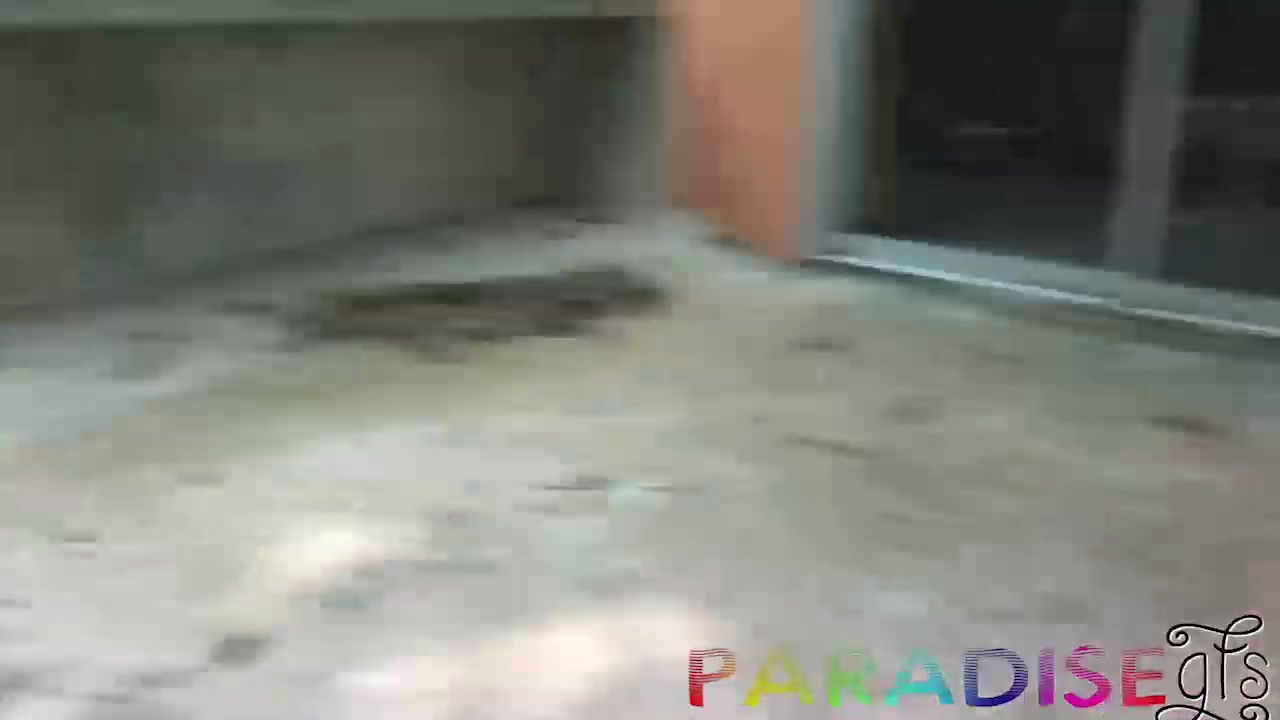 Exposing Pussy Outdoors - ParadiseGFs