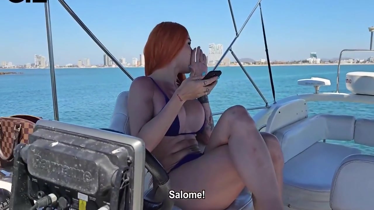 Jefe Trans Me Folla En Su Yate Luego De Que Cometi Un Error 16 Min - Salome Gil And Gia Itzel Star