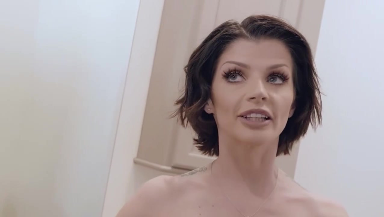 Joslyn s secret shower