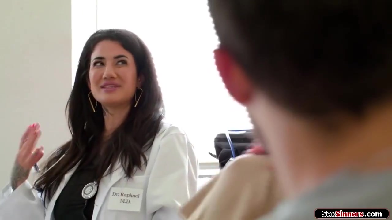 Apollo Banks - Doctor Is It Normal My Vagina Is Leaking Like Really