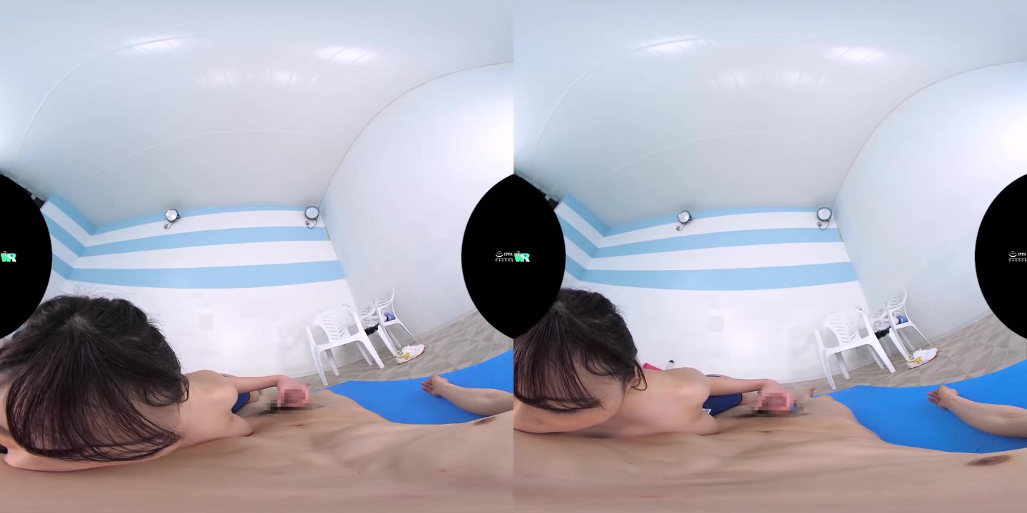Mitsuki Yuina in My Swim Coach Will Do ANYTHING to Help Improve My Technique - KoalaVR