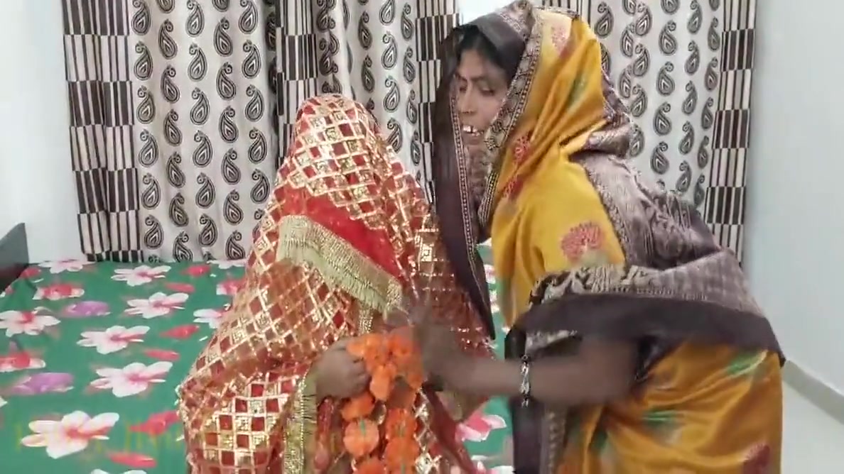 Maa Ke Samne Souteela Baap Ne Beti Ko Chud Diya With Hindi Audio