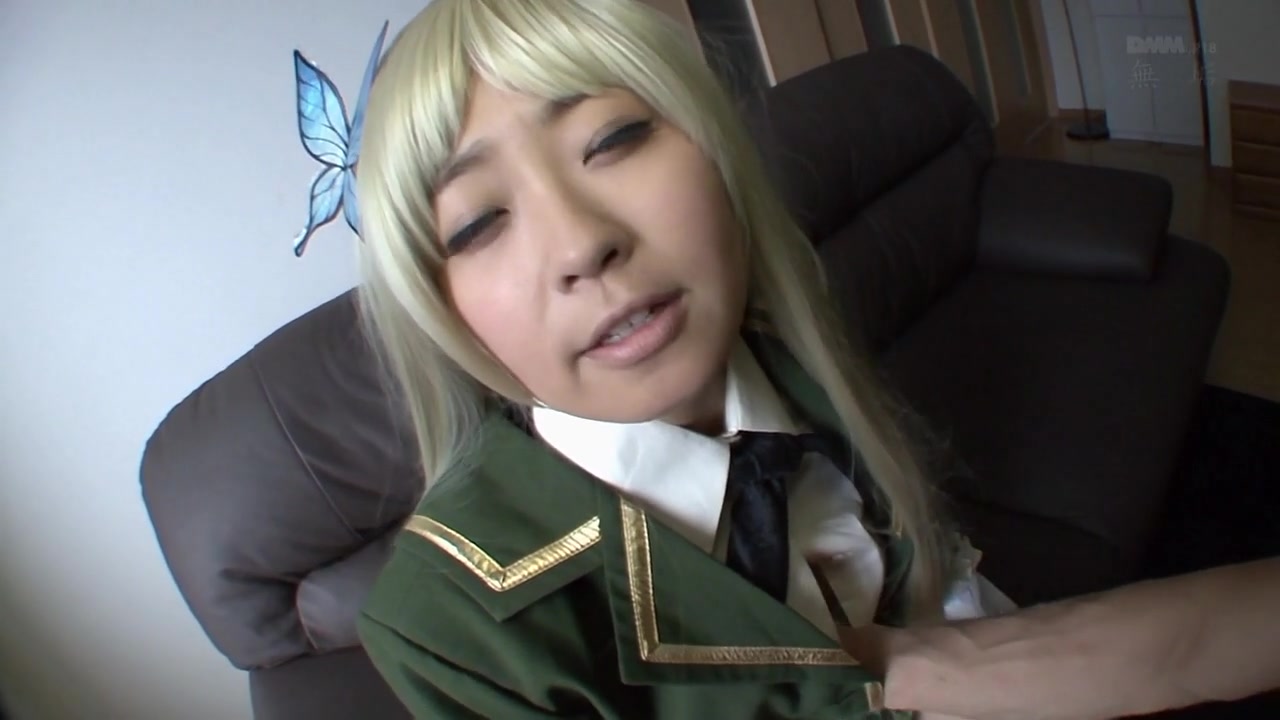 Airi Sato in Airi Loves To Cosplay - CosplayInJapan