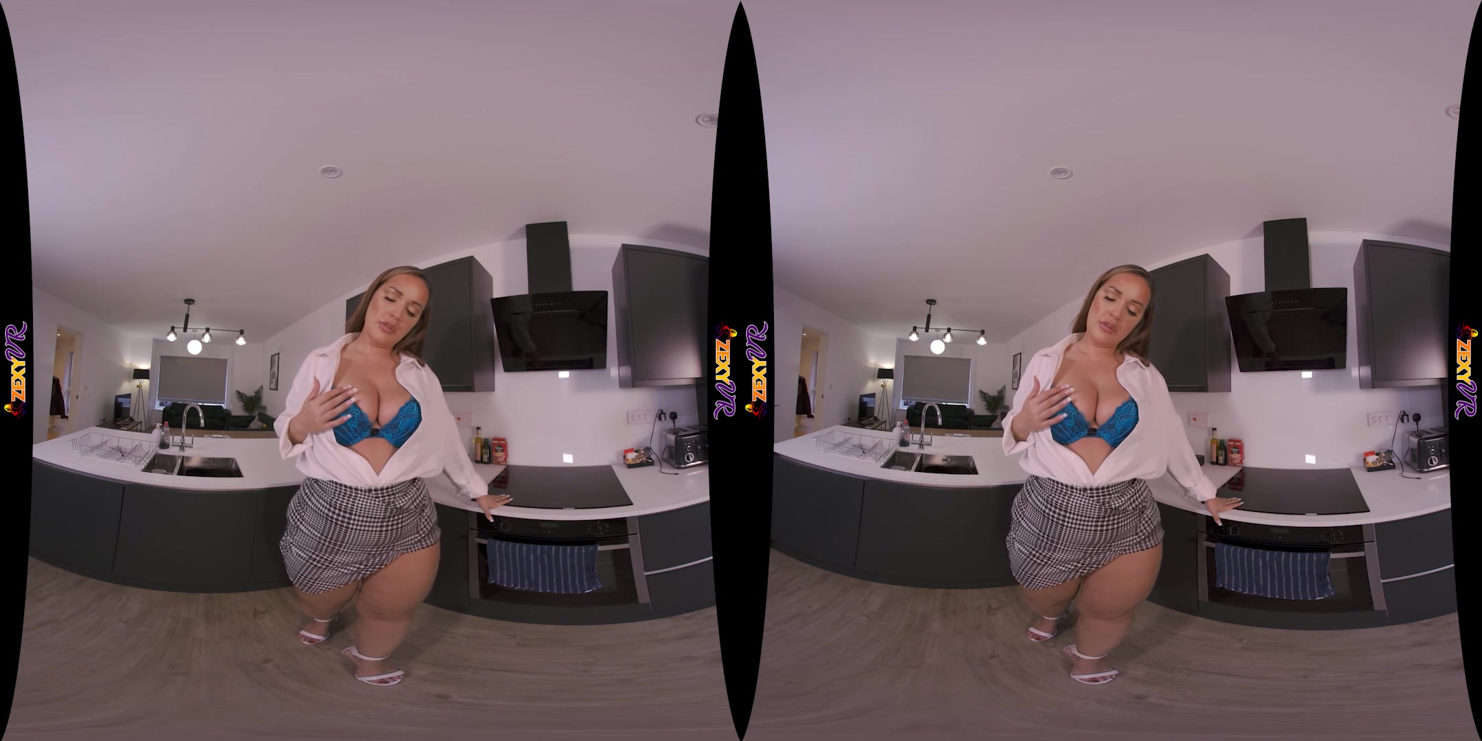 Strip To Unwind featuring Frankie L - ZexyVR