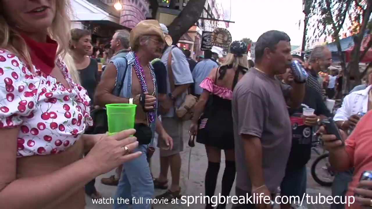 SpringBreakLife Video: Flashing In Key West
