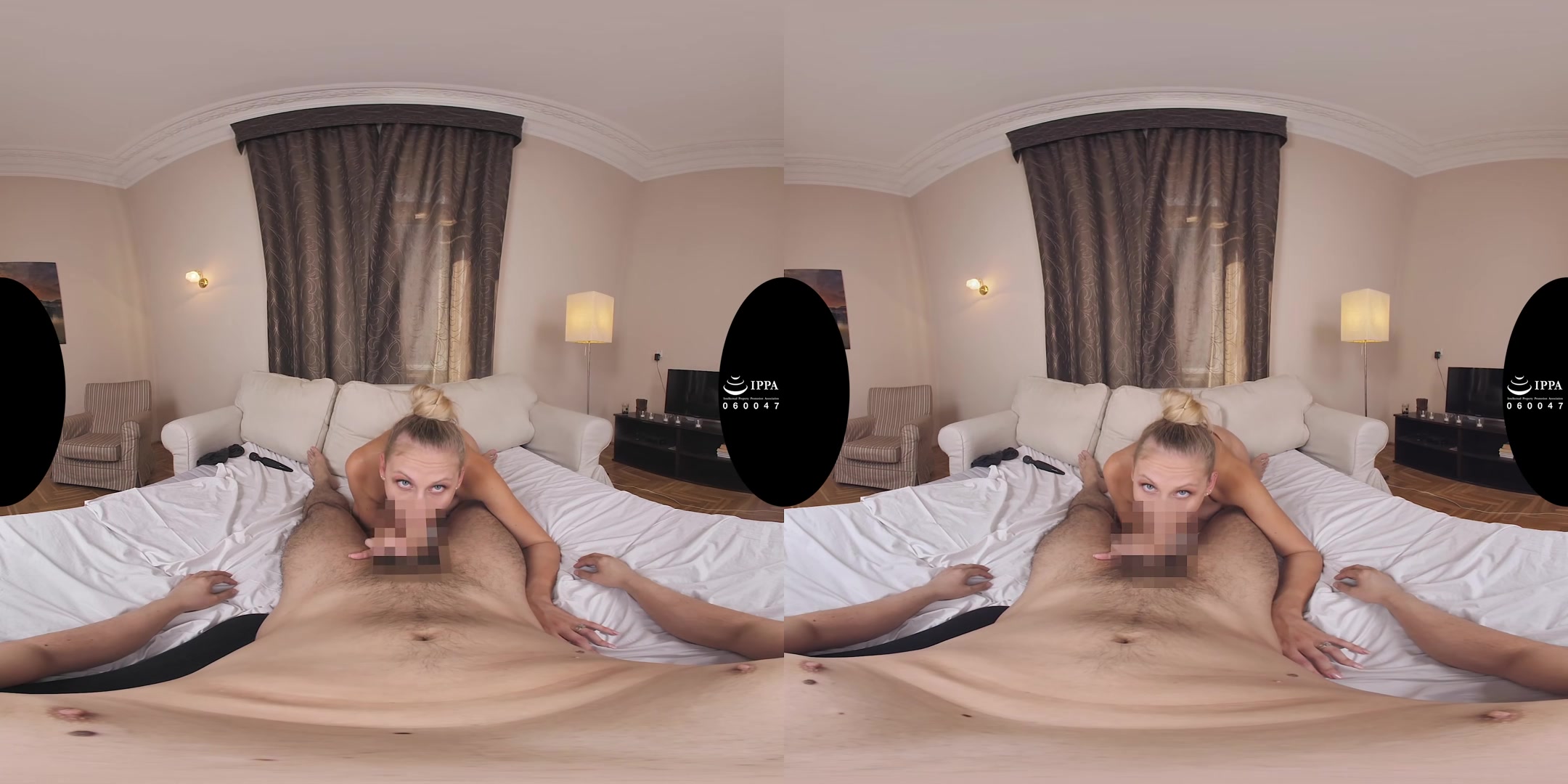 Linda Leclair - Luxurious Hungarian Callgirl with Great Legs Linda - ChinChinVR