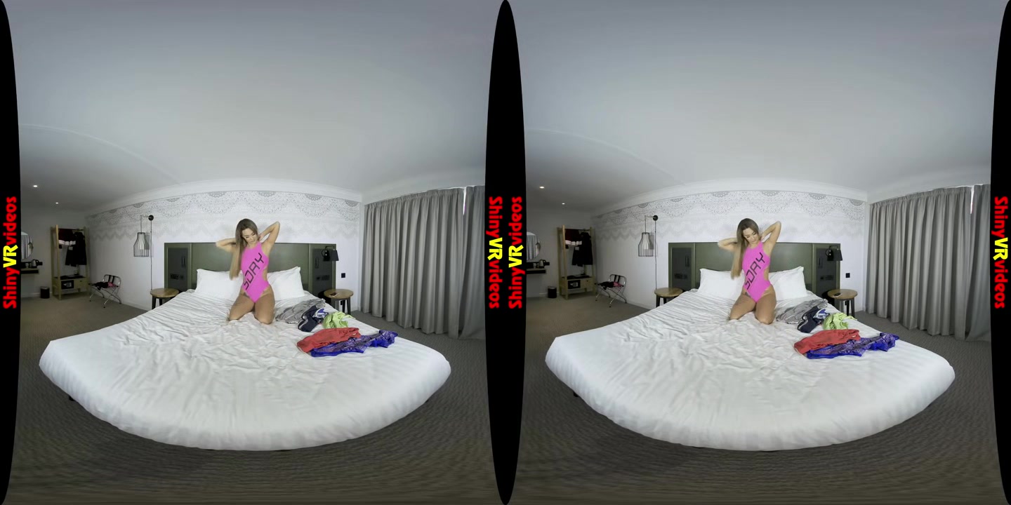 Lauren Swimsuit 2 - Shinyvideos
