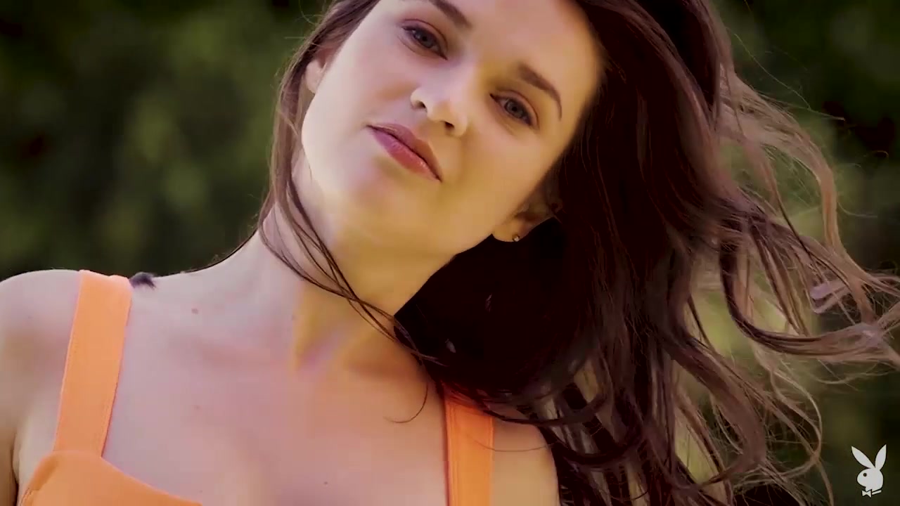 Wet Rides: Ultimate Car Wash - PlayboyTV