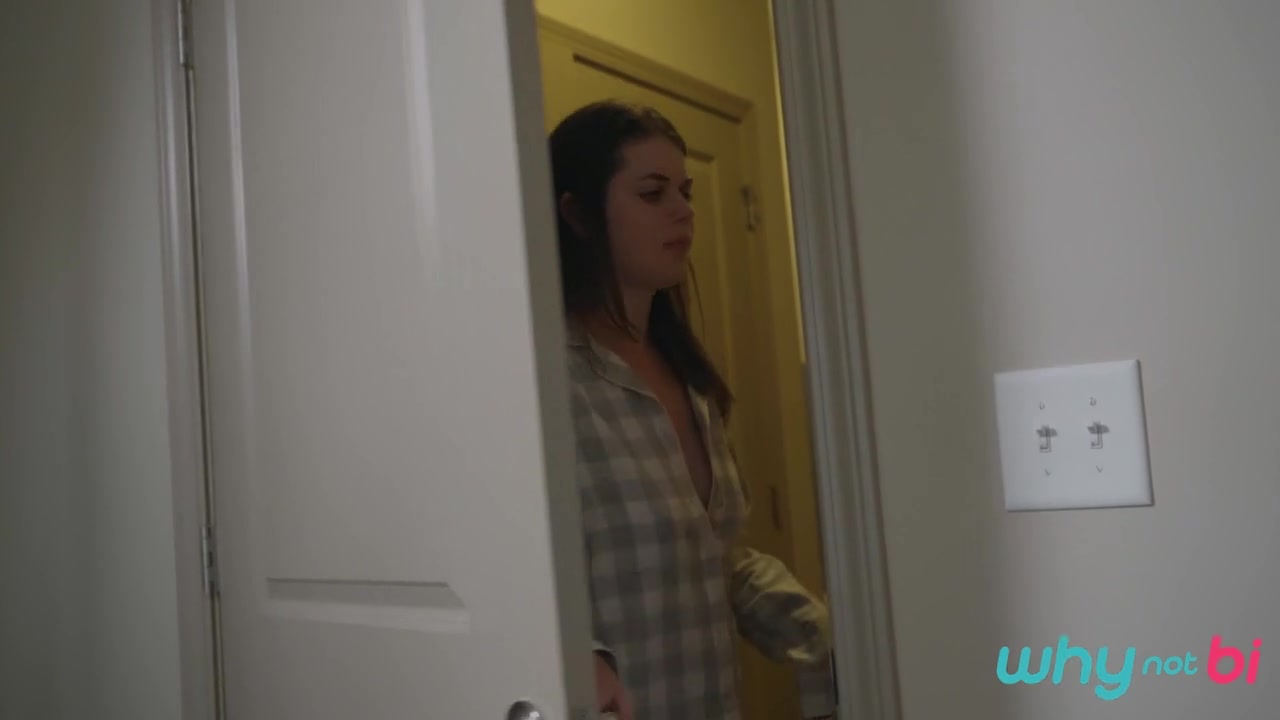 Anastasia Rose & Aspen & Dante Drackis in Step sibling Rivalry - WhyNotBi