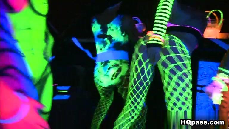 InTheVip - Glow special