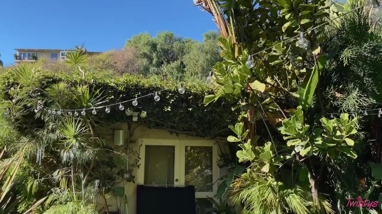 Scarlit Scandals Wild Outdoor Solo In Latina Passion