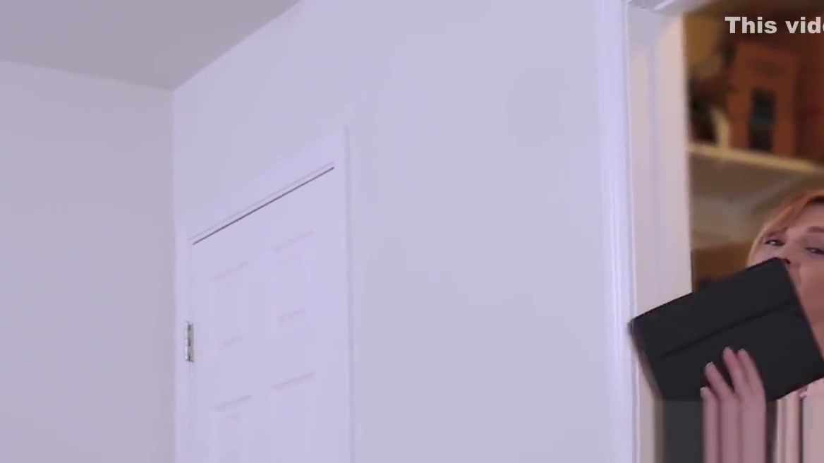 Pov ginger stepmilf rides
