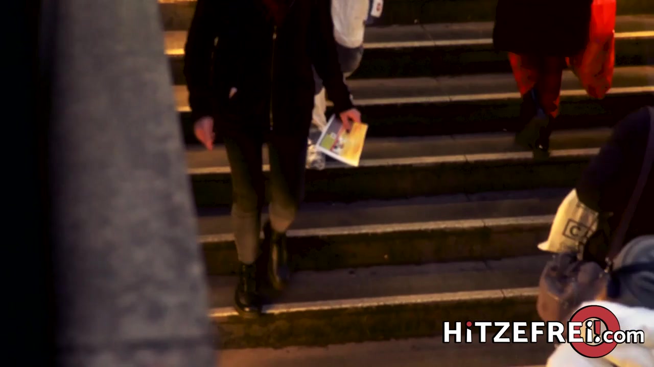 Hot Date With Horny Milf - Hitzefrei