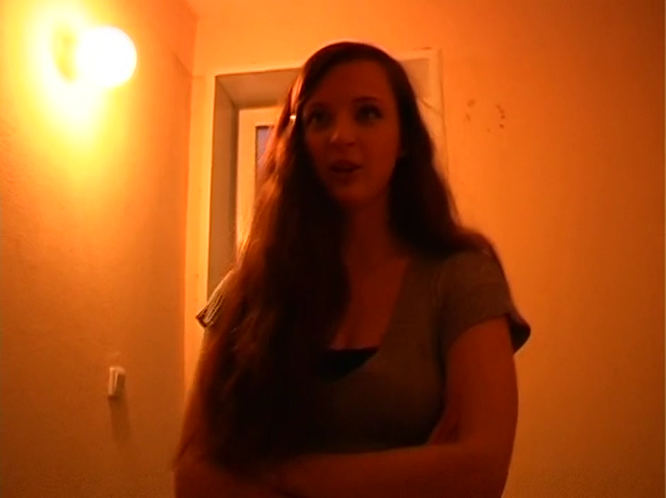 Hailey in amateur video of a chick sucking and riding a dick