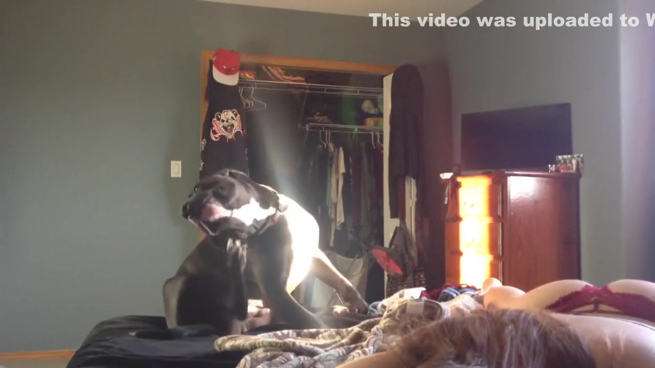 REAL hidden on roommate catches her getting dressed for school