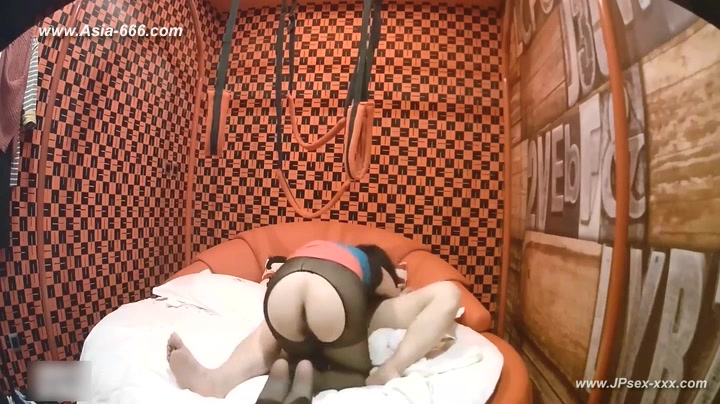 Hackers use the camera to remote monitoring of a lover's home life.139