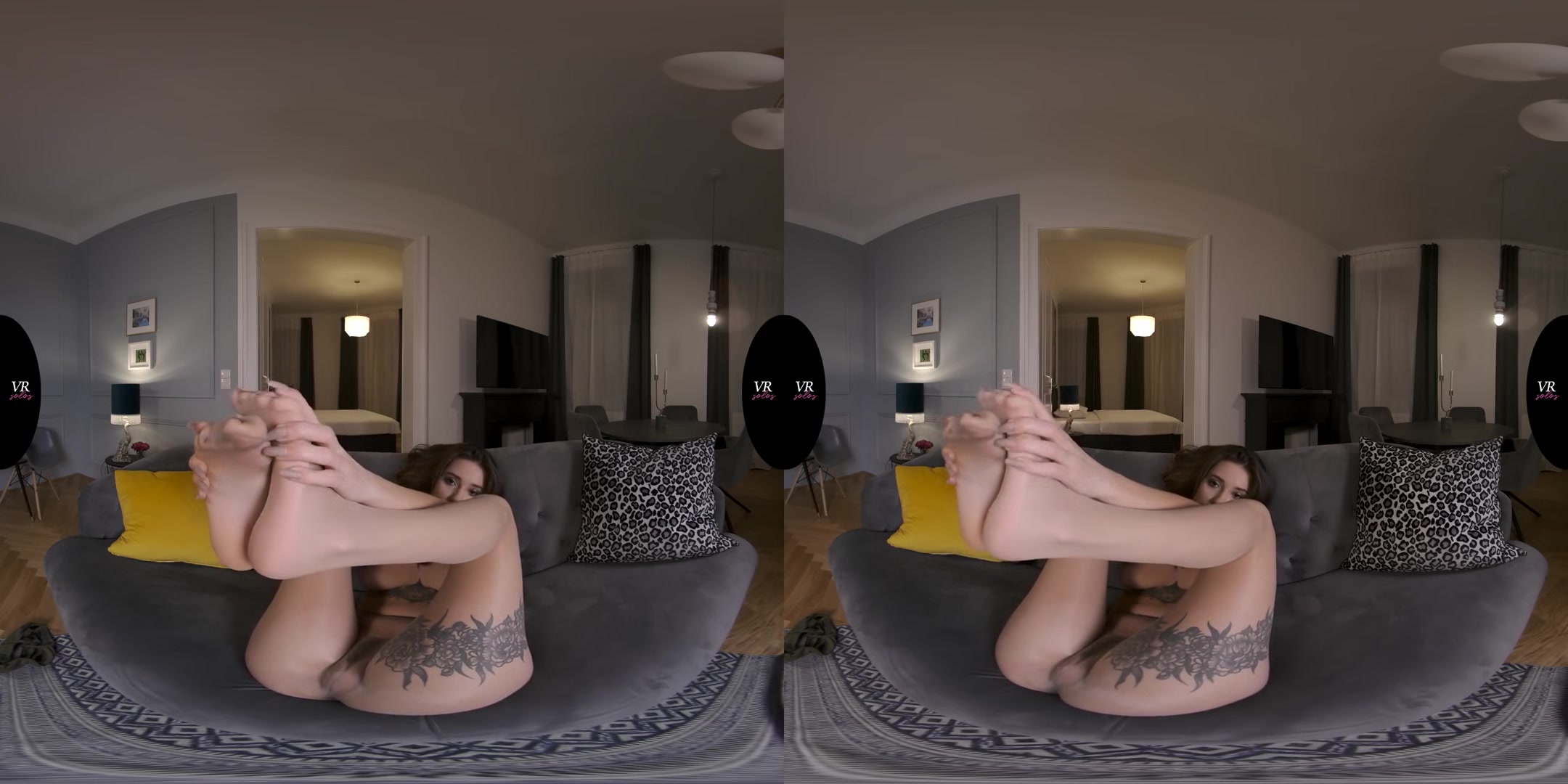 Liya Enjoys To Tease You - Pornstar Liya Silver Hardcore Solo VR Porn