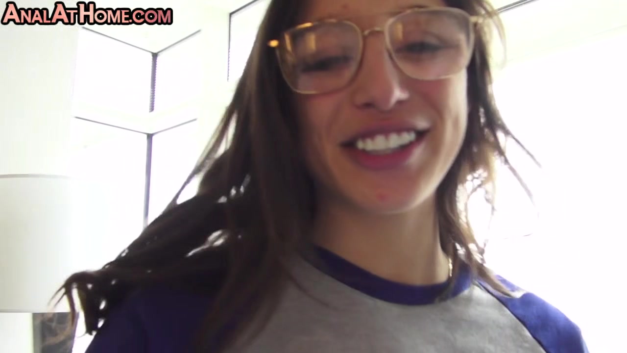 Doggyfucking brunette gets big cock in her anal hole