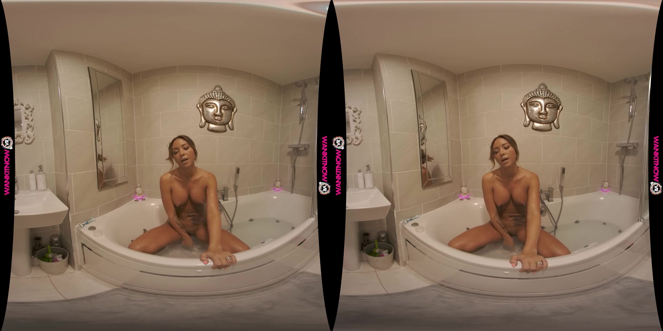 Wank And Watch - British Babe Playing in the Bathtub for You