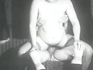 Retro Porn Archive Video: Femmes seules 1950's 13
