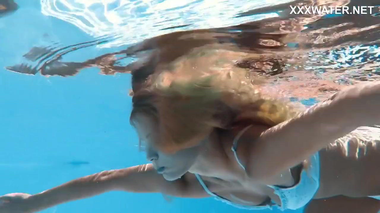 Perfect Body Euro teen 18+ Gets Naked In The Pool