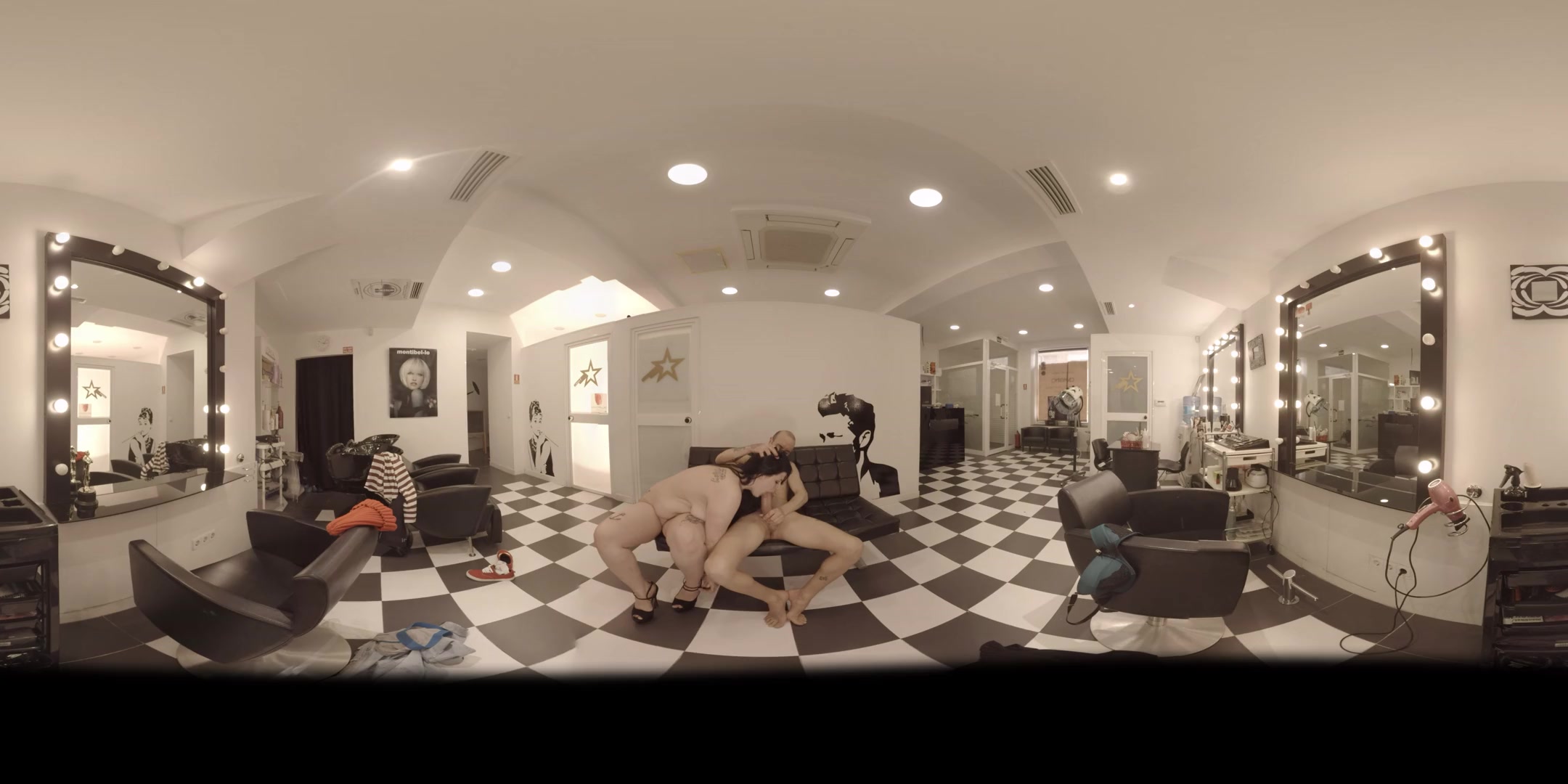 Maria Bose in Special Hairdresser: Perfect Pussy Shaved - VirtualPorn360