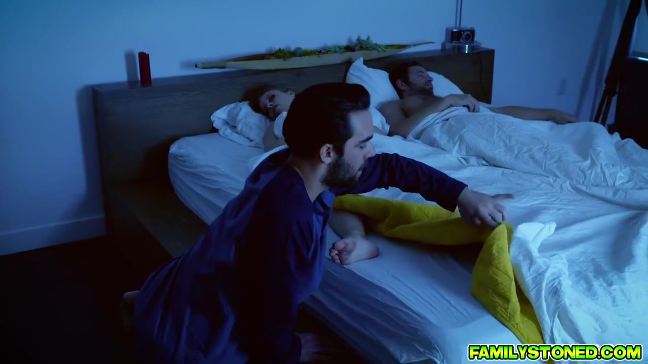Stepson Goes Savage Fucking Stepmom From Behind
