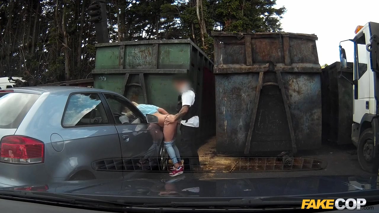 Xena in Balls of steel: Girl caught short won't be telling her boyfriend - FakeCop