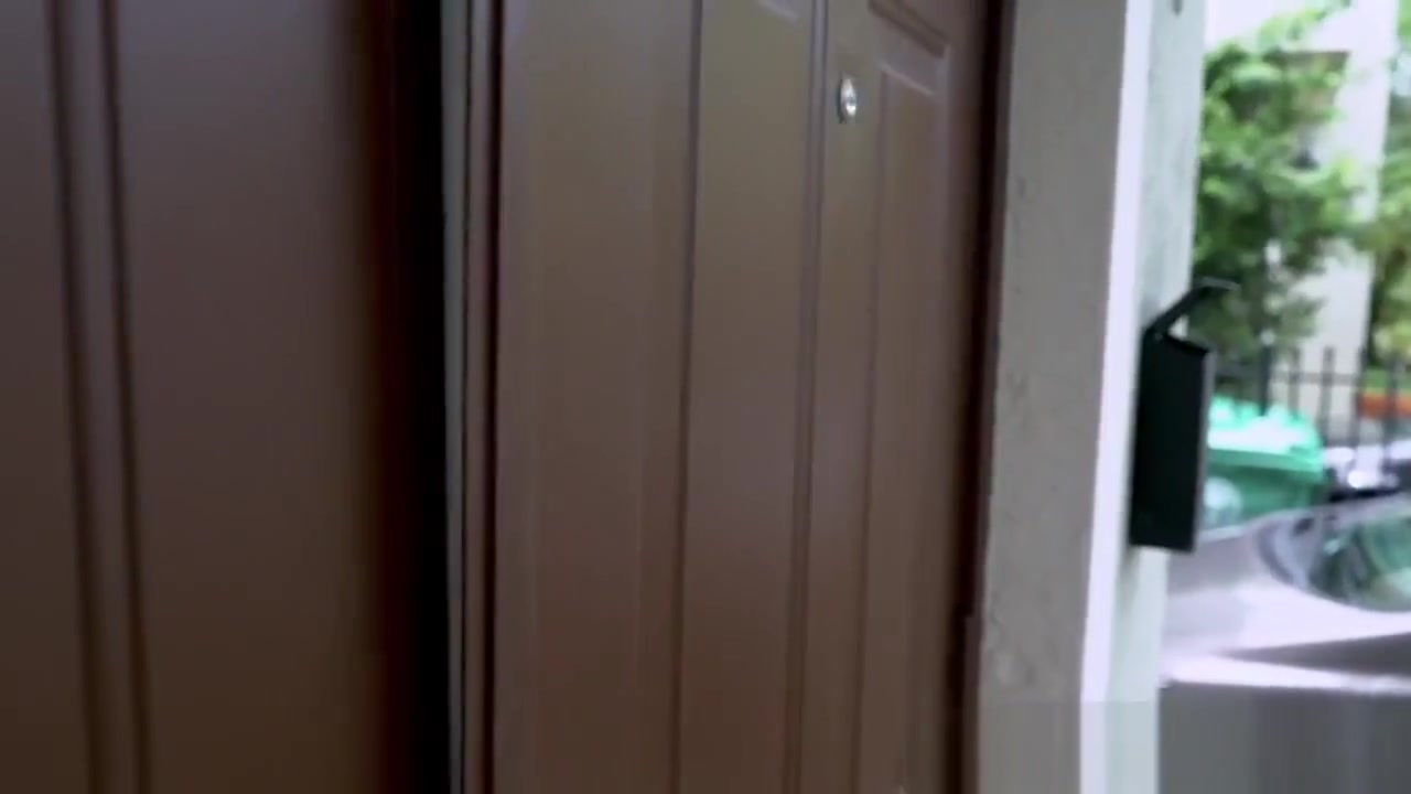Babysitting teen 18+ Gets Face Cum Sprayed